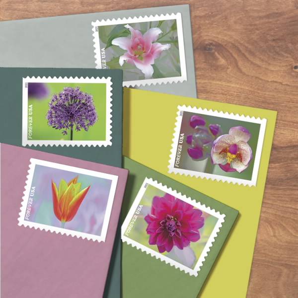 2021 Garden Beauty Forever Stamps – First-Class Postage Booklets
